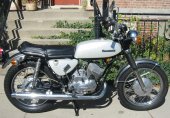 1971 Kawasaki A7 Avenger photo